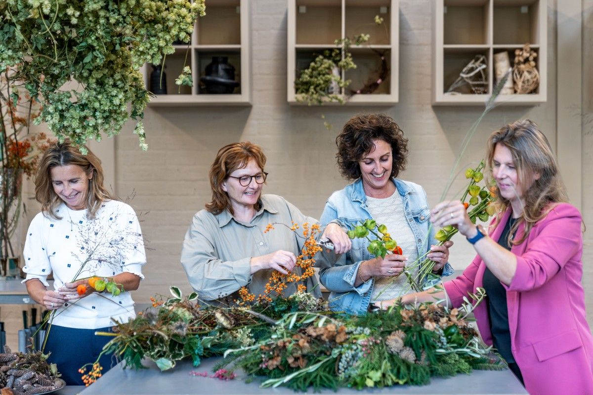 YUV BLOEM LLO femkeketelaar 290925 042